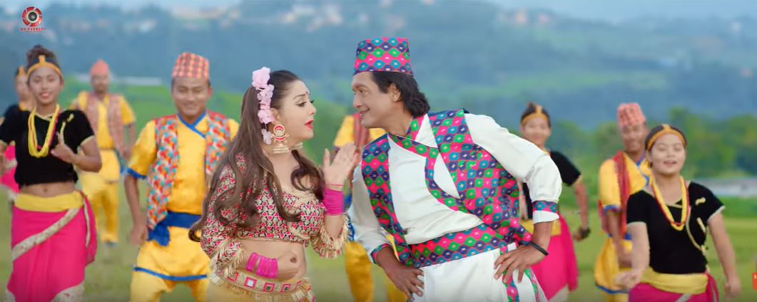 म्युजिक भिडियोमा नायक राजेश हमाल र करिश्मा एकसाथ ( भिडियो सहित )