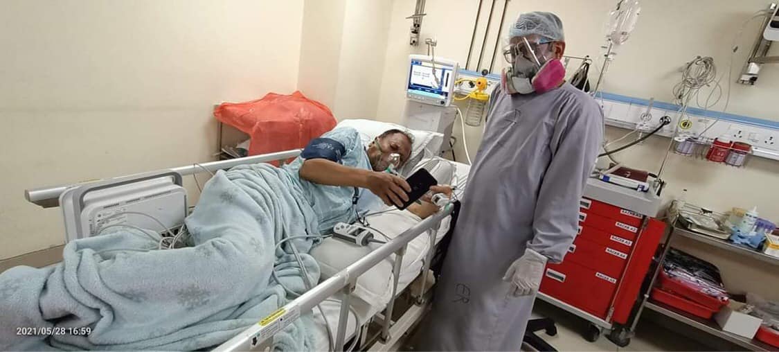 वरिष्ठ गायक दीप श्रेष्ठई कोरोना संक्रमण, अस्पताल भर्ना